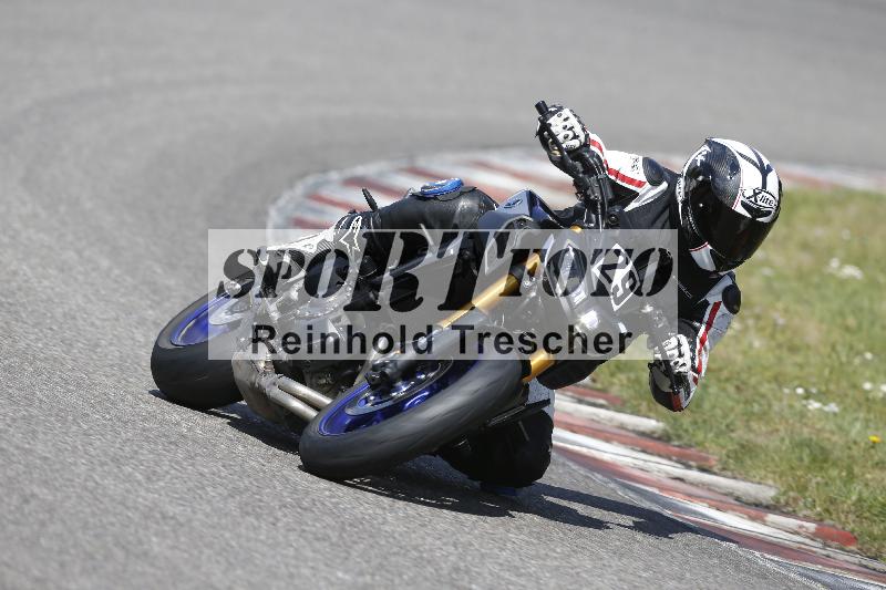 Archiv-2025/05 14.04.2025 Plüss Moto Sport ADR/Freies Fahren/29